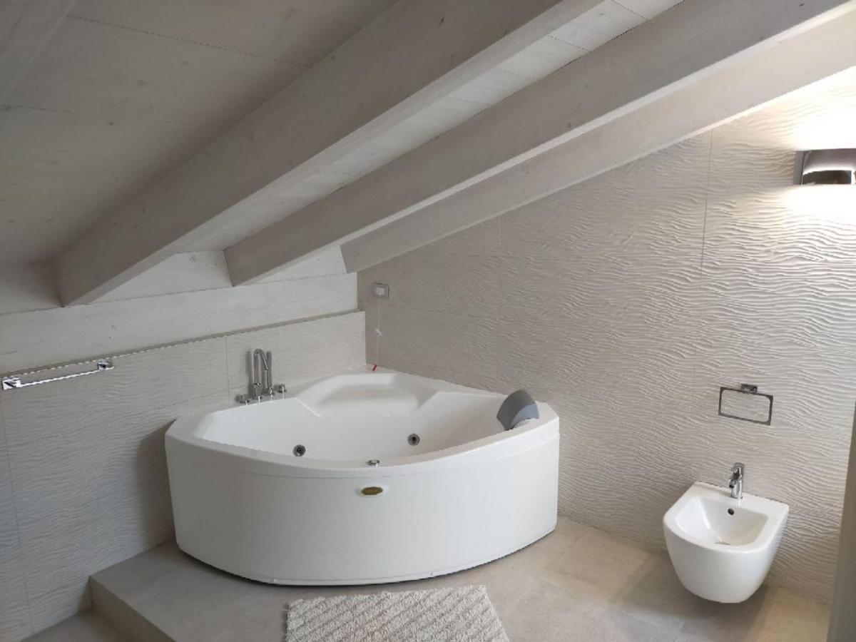 Sweet Dream Deluxe Apartment Sirmione Exterior foto