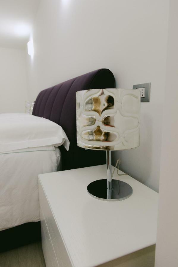 Sweet Dream Deluxe Apartment Sirmione Exterior foto